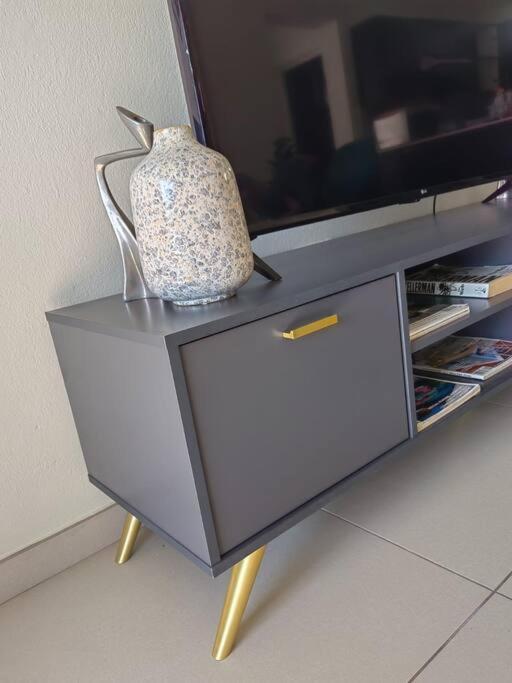 Classy And Cosy Apt - Dainfern Sandton Eksteriør billede