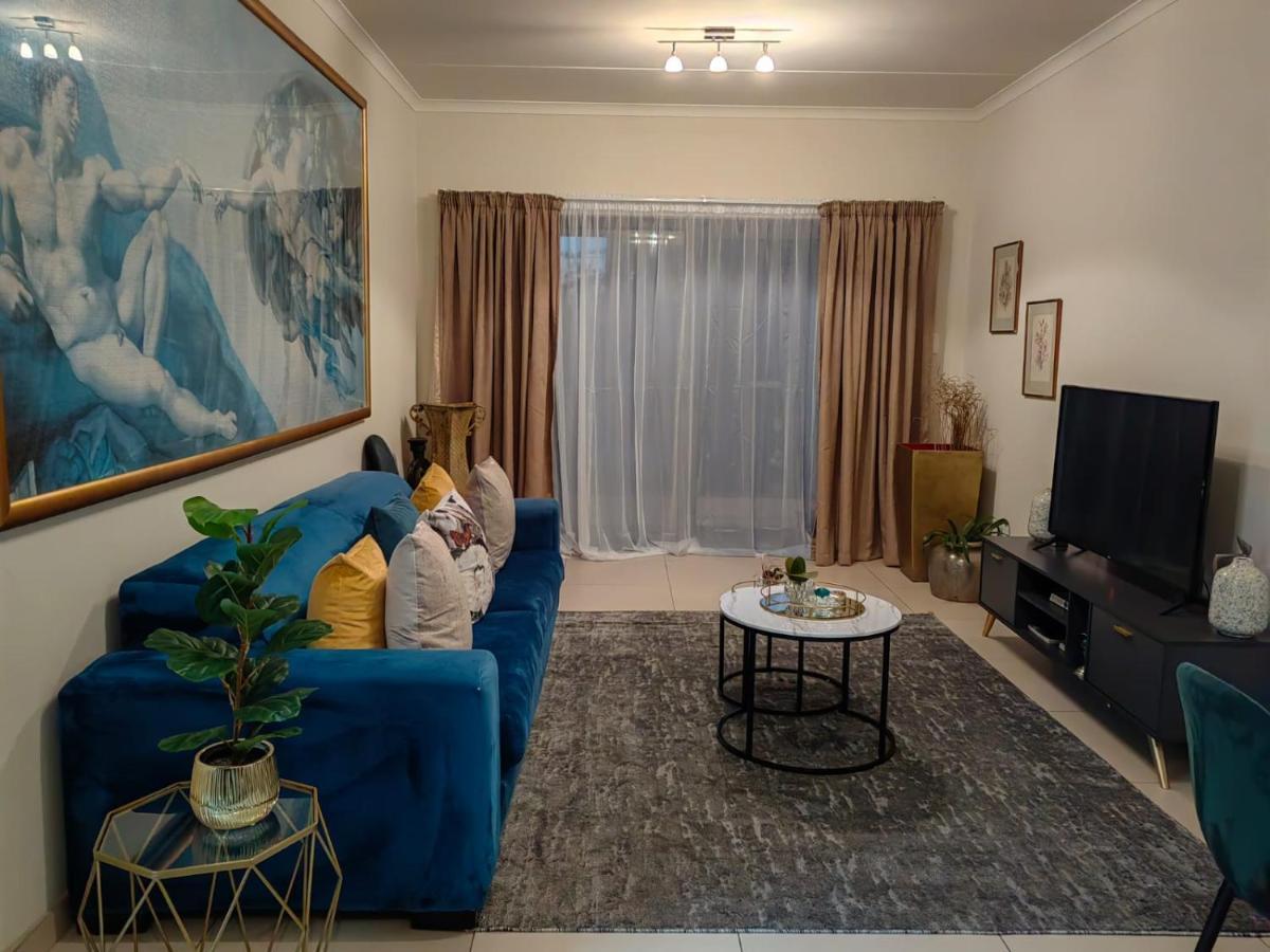 Classy And Cosy Apt - Dainfern Sandton Eksteriør billede